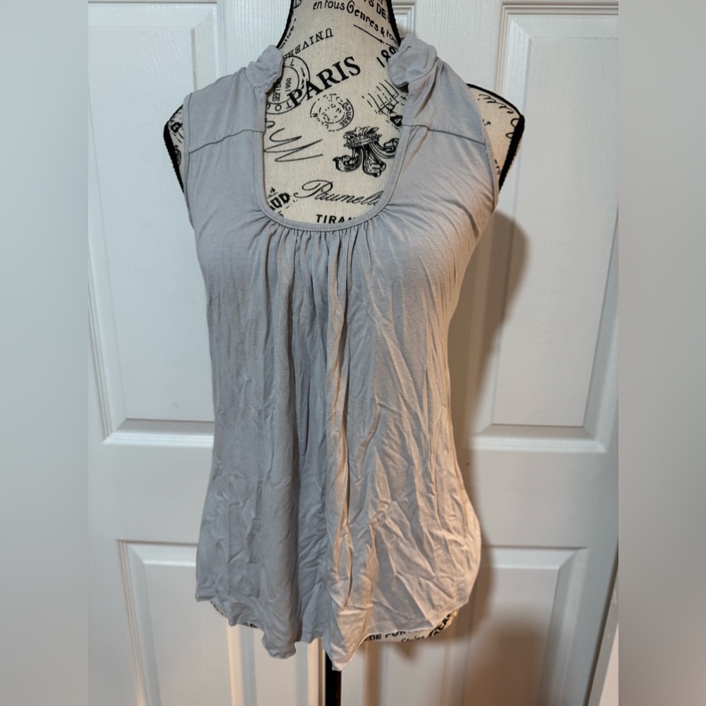 Gray blouse small $5 final